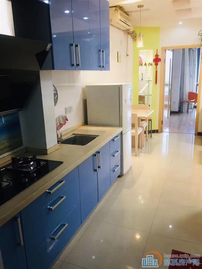 三北名都中层一室1800元/月