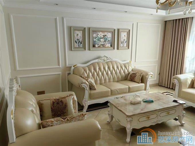 伊顿花园ZUI佳楼层精装，家具家电全新