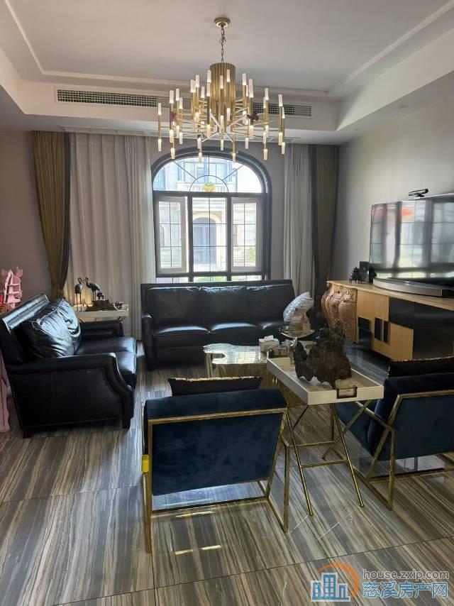 商业别墅保利天悦湾豪装680万