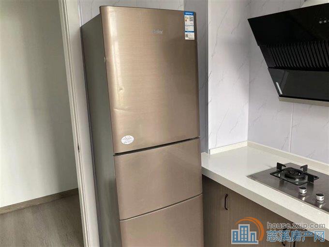 出租梅林苑2750元