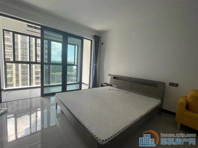 智慧谷52平朝南精装家电齐全拎包入住