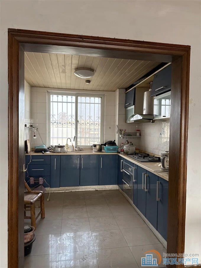 慈溪市中心大通花园二期电梯洋房带阁楼