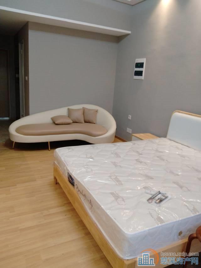 海铂公寓1600元，好房价低