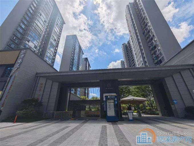 急卖新城河板块泊蔚里带车位多套直接钥匙在