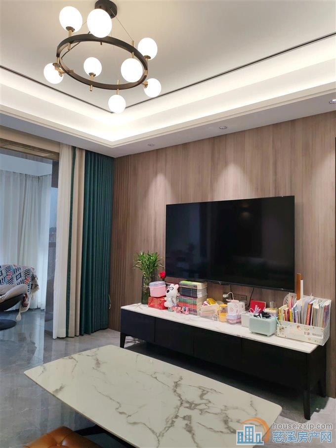 俯院江南北区126平165万精装修