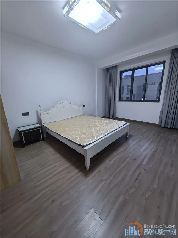 出租鸣北小区3000元/月