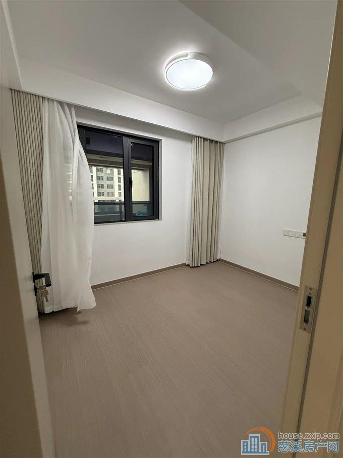 紫阙台119平精装修188.8万