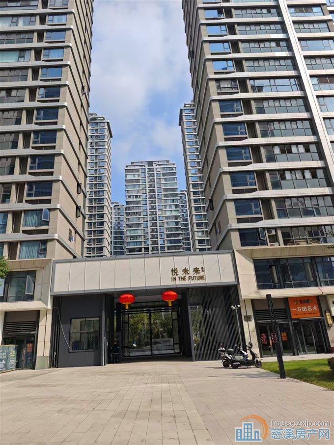 悦未来143平+车位东边套直接钥匙在