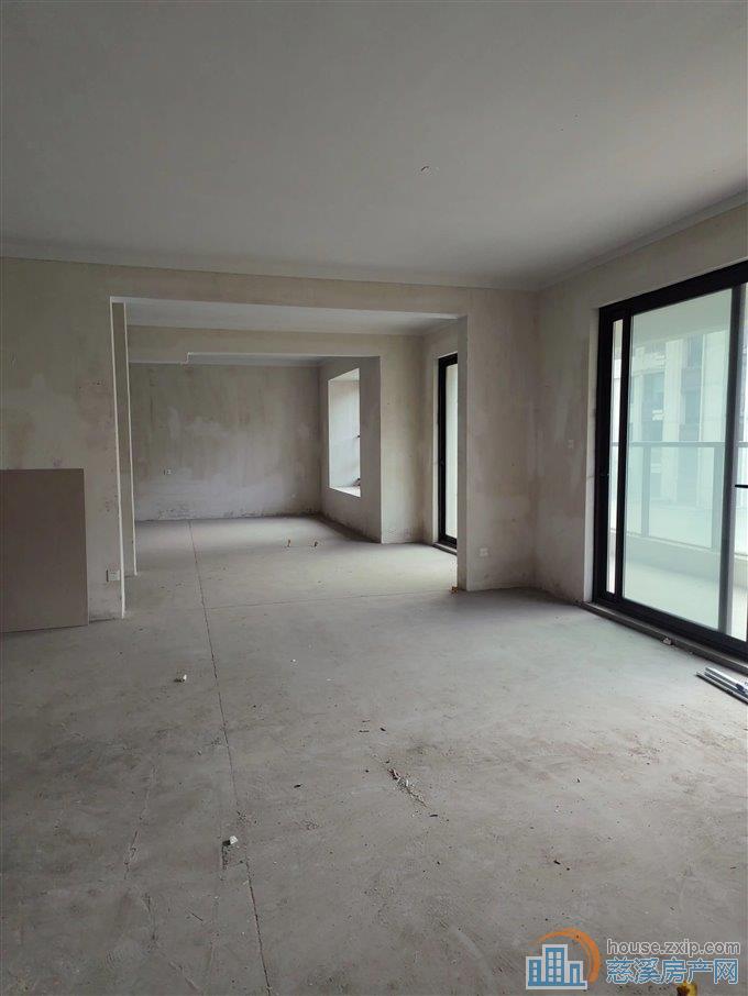 中海湖心半岛花苑 洋房143平方330万