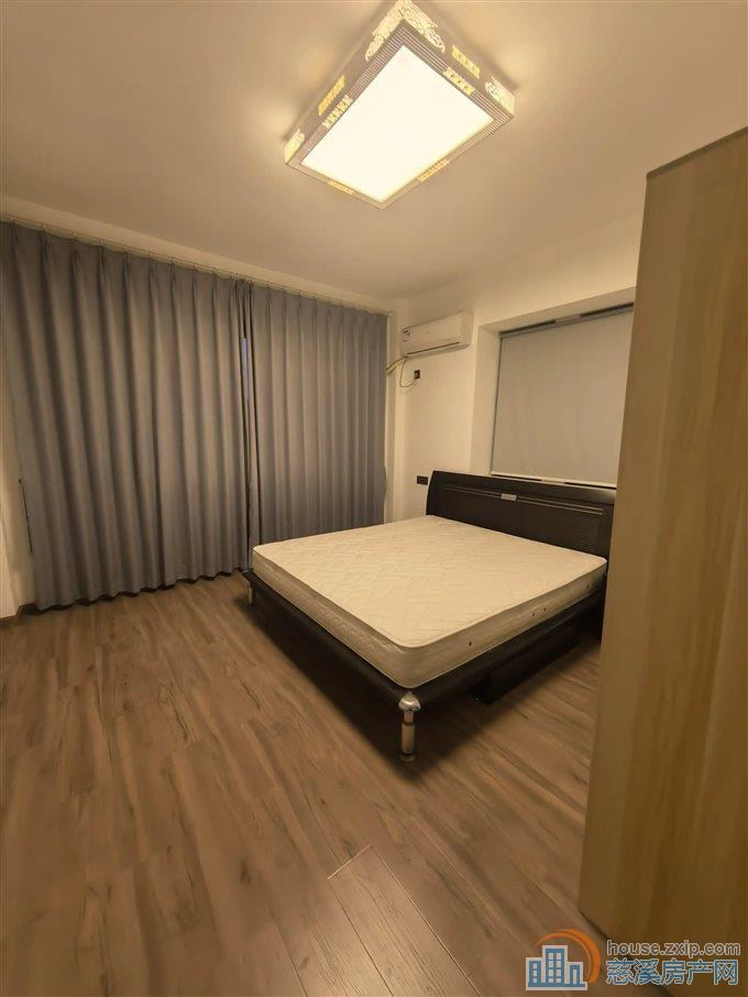 出租鸣北小区3000元/月