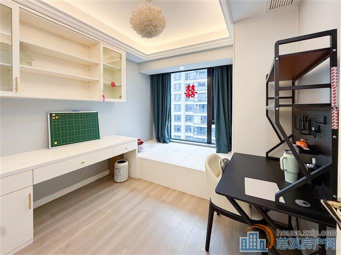 捡漏 中交盛湖美庐 婚装四房精装拎包入住