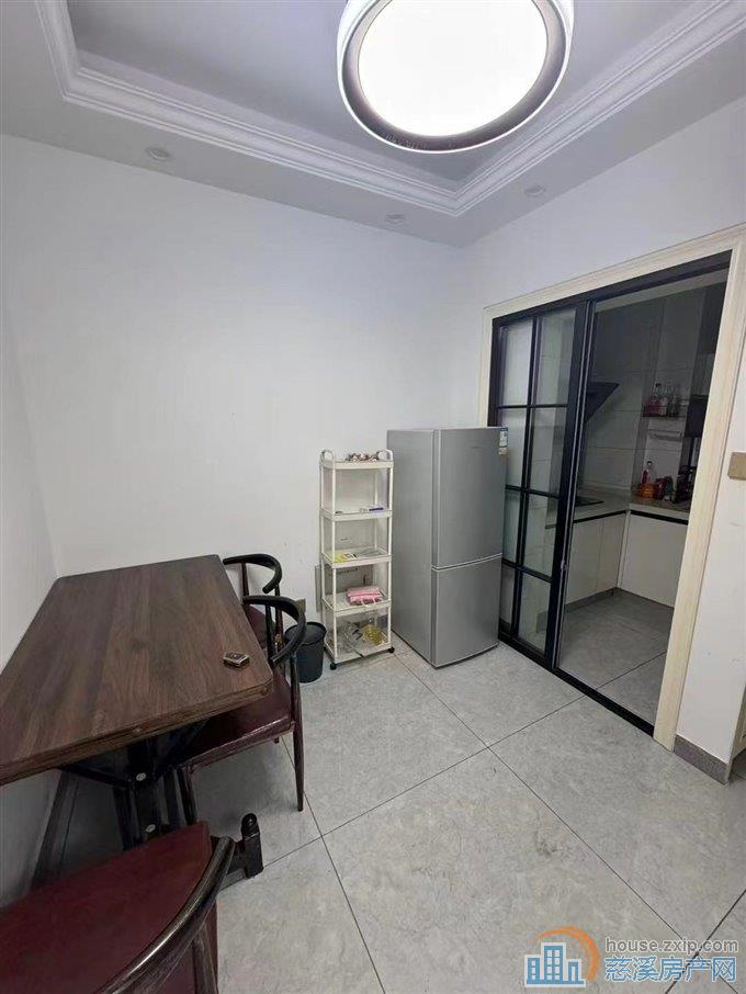 新潮塘北苑45平方 精装小2室 