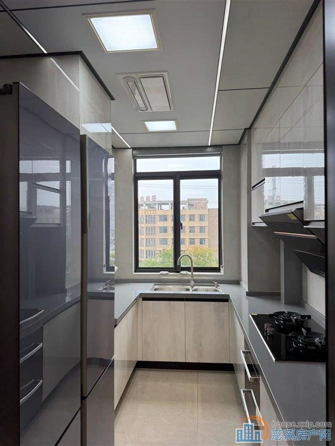 元亨雅园 婚装 楼层好 送车位 满五唯一