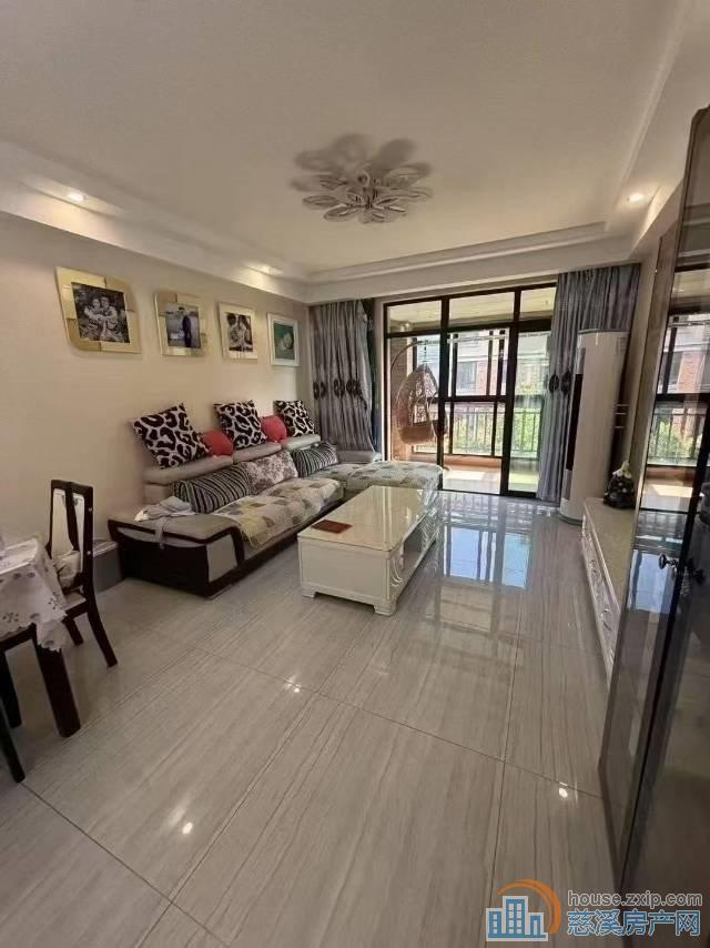 城市桃源楼梯洋房88平83.8万5楼