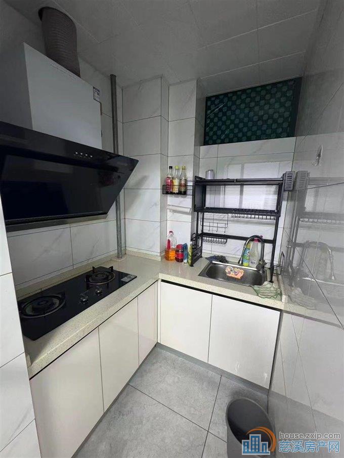 新潮塘北苑45平方 精装小2室 