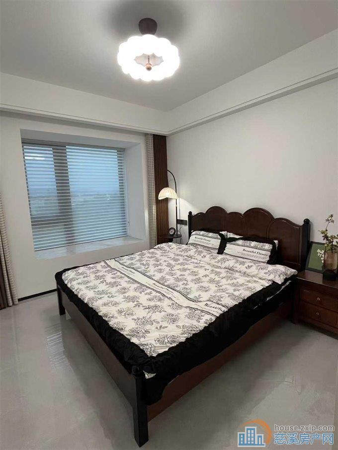 蔚蓝云图电梯洋房3室全新豪华装修直接钥匙