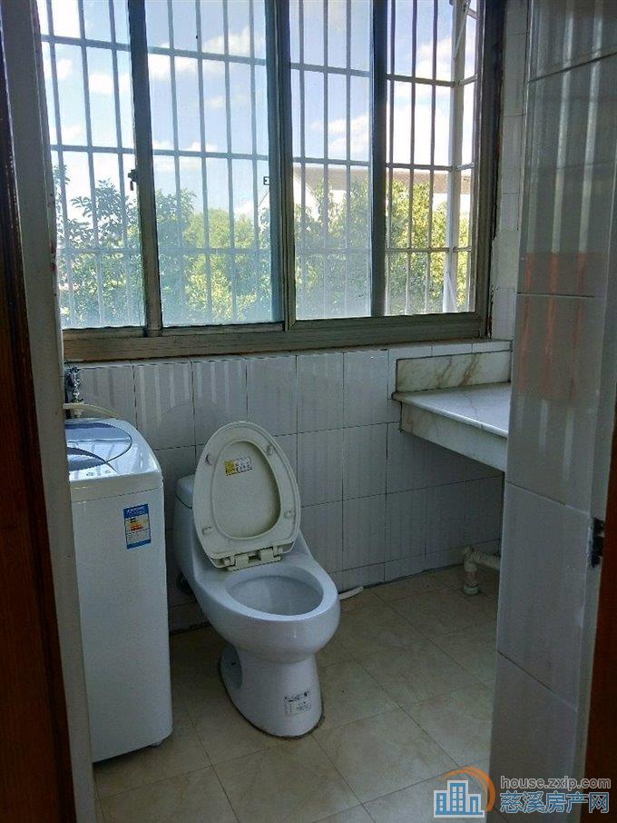 出租三北大街1800元