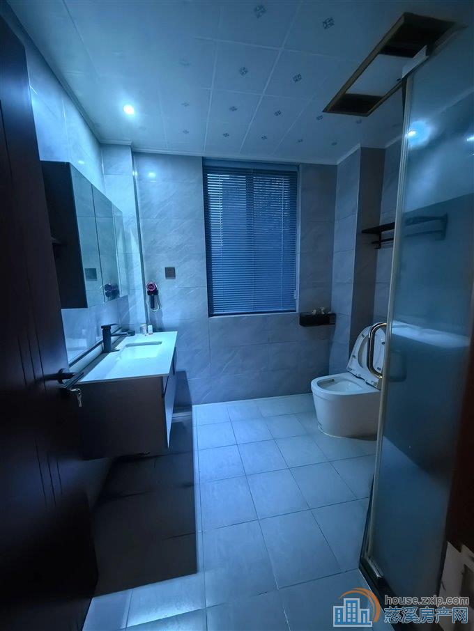 出租鸣北小区3000元/月