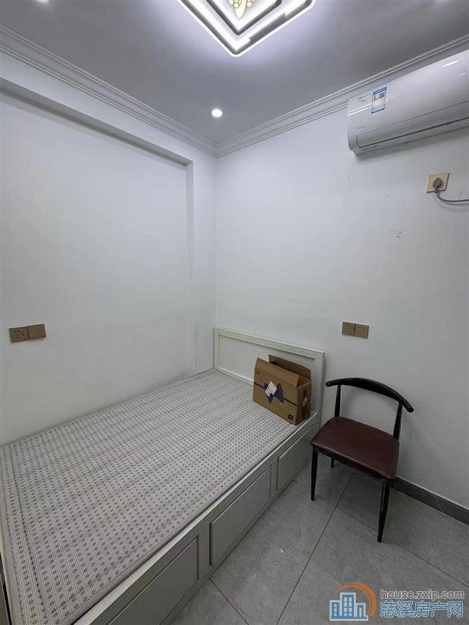 新潮塘北苑45平方 精装小2室 