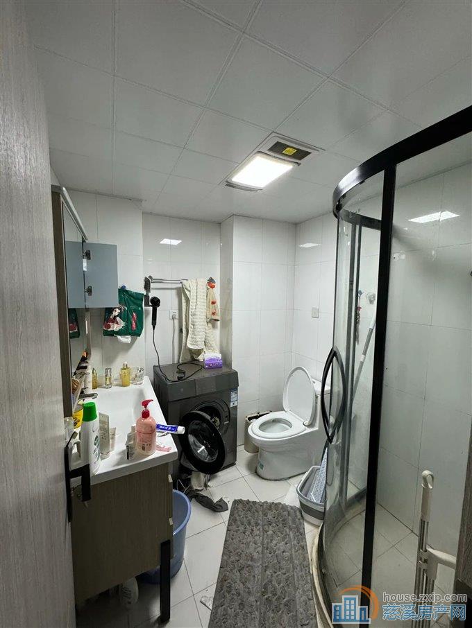 出租丽晶大厦2100元/月