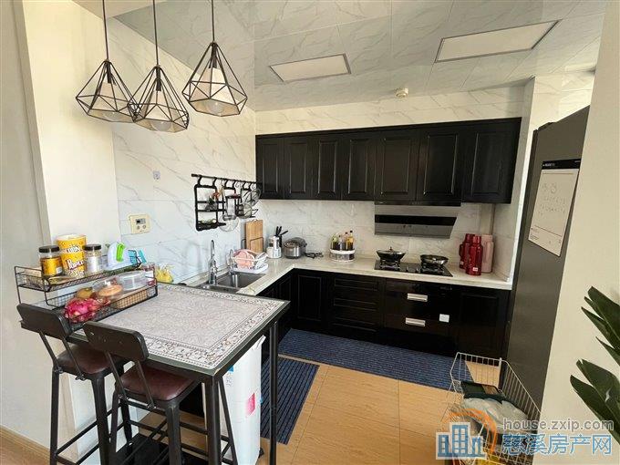 御溪雅苑一期131平150万单价1.1出