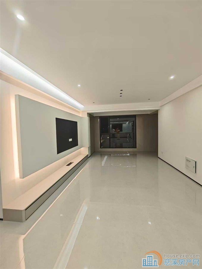 中海湖心半岛全新精装修双阳台直接钥匙在