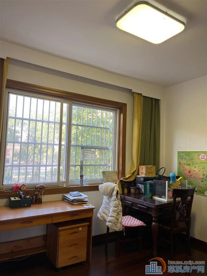 出租万江华庭2700元