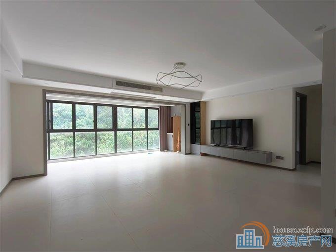 急卖精装洋房127平139.8万拎包入住