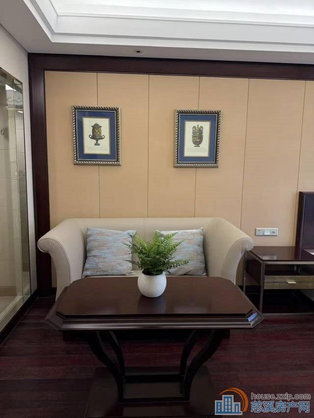 环球2000元