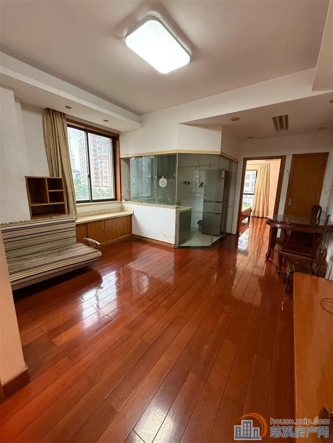 三北名都 精装二房 月租1800带阳台