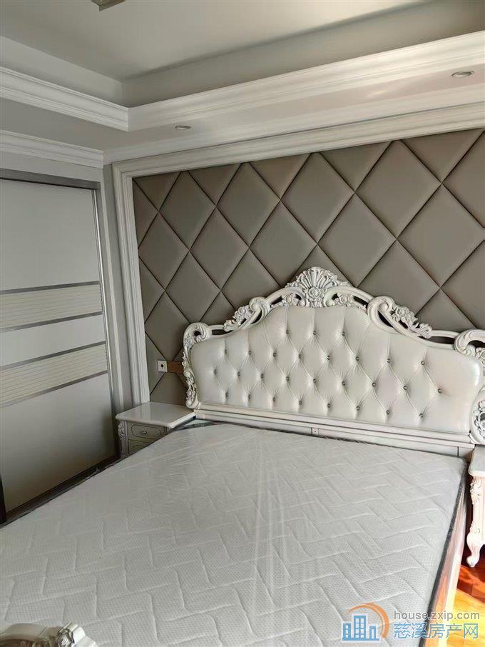 伊顿花园ZUI佳楼层精装，家具家电全新