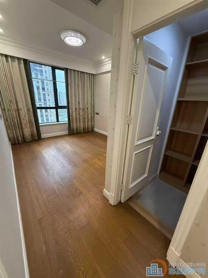 保利二期天悦湾豪华装修拎包入住直接钥匙在