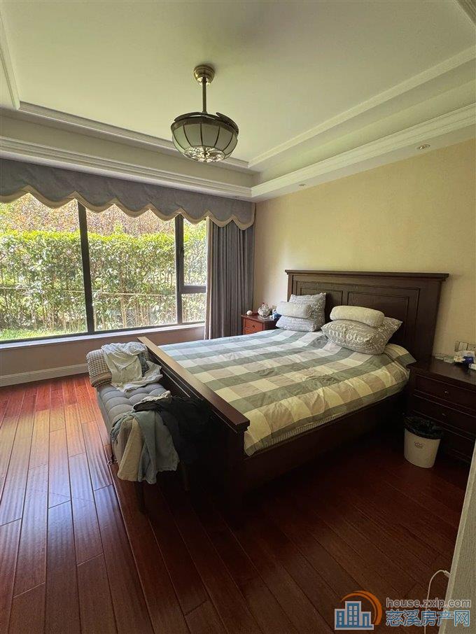 金仕华庭137平 自住精装保养好198万