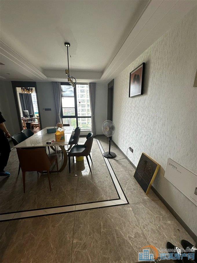 祥生祥园 婚装 楼层好 有车位