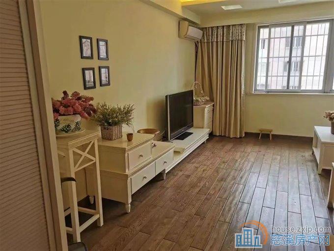 雅仕铭苑1室1厅1卫急售