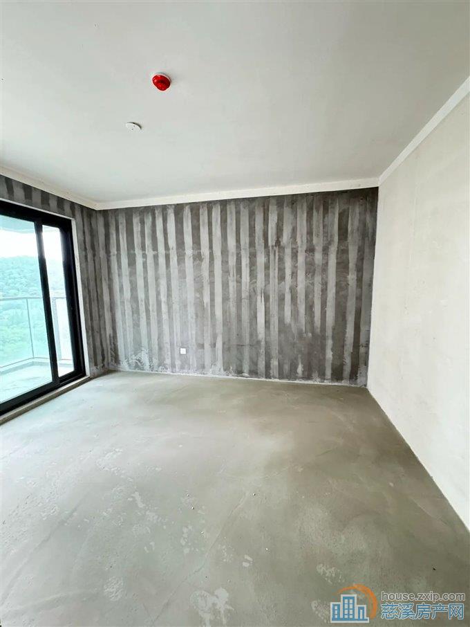 捡漏 江滨之城黄金楼层，视野开阔风景阳台