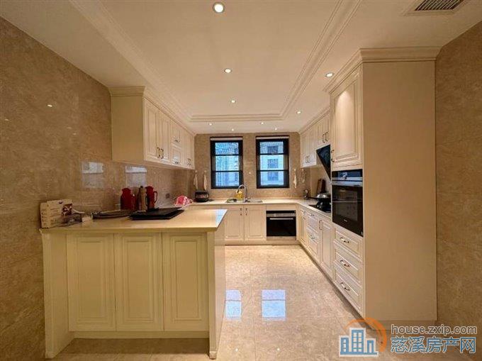 太子湾262平边套好楼层婚房带车位