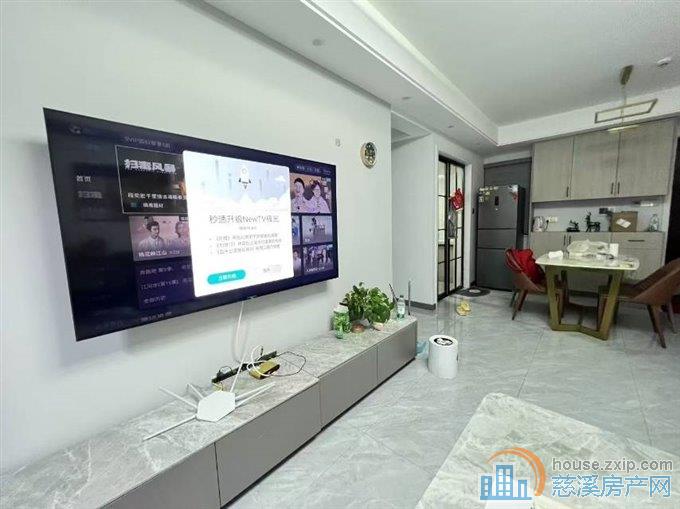 天铂佳苑高层115平精装车位129.8万