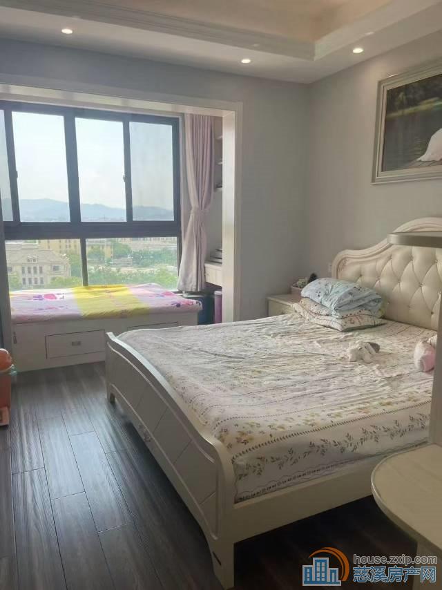 峙山庄园86平精装两室楼层佳79.8万