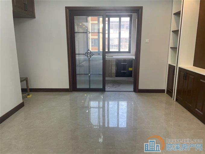 保利俯院江南南区    稀缺洋房带车位