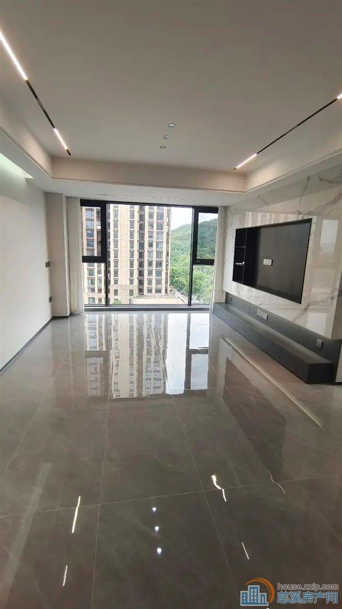 江滨 山景苑 全新精装没住过 浙师大 