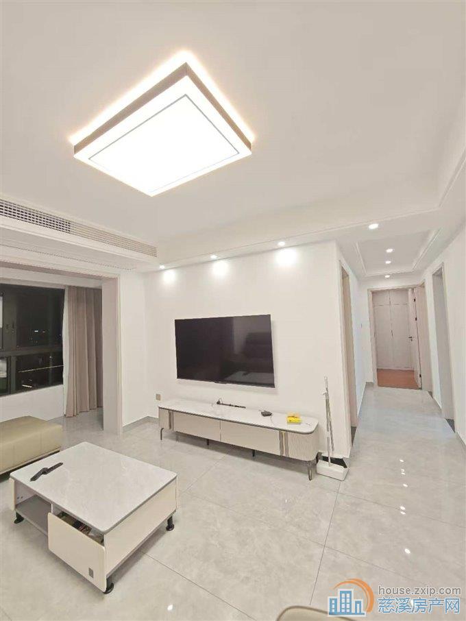 誉林府三室两厅两卫精装修直接房源钥匙在