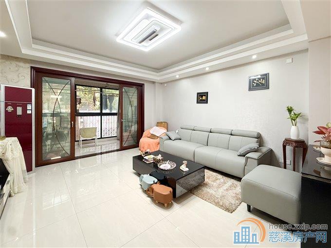 枫华富地花园南区 精装 带车位 楼层好