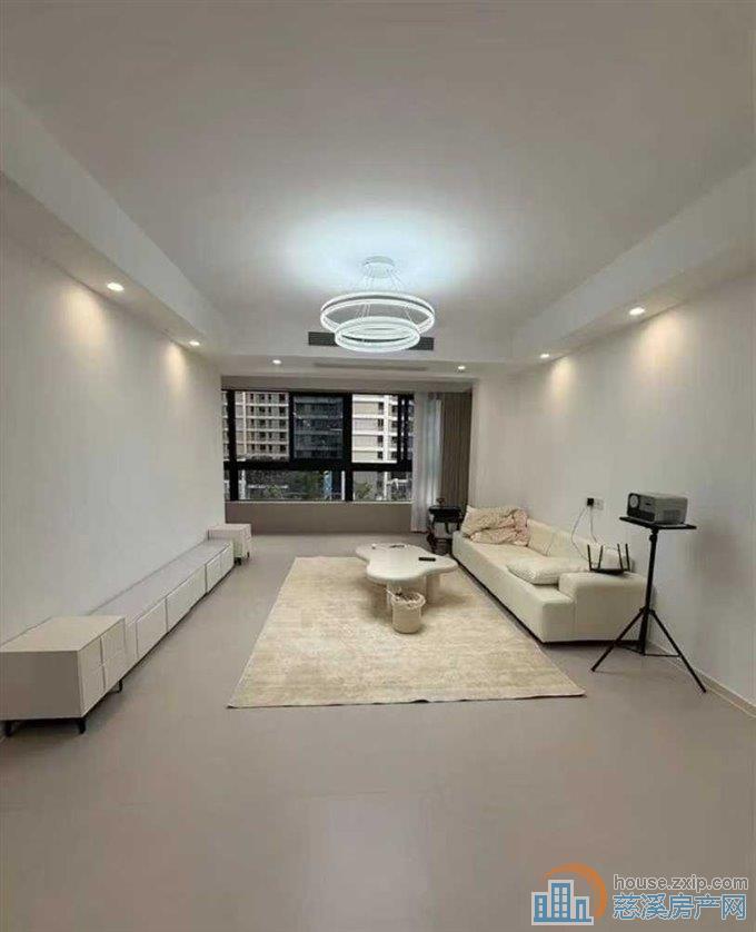 紫阙台119平方精装修195万直接房源