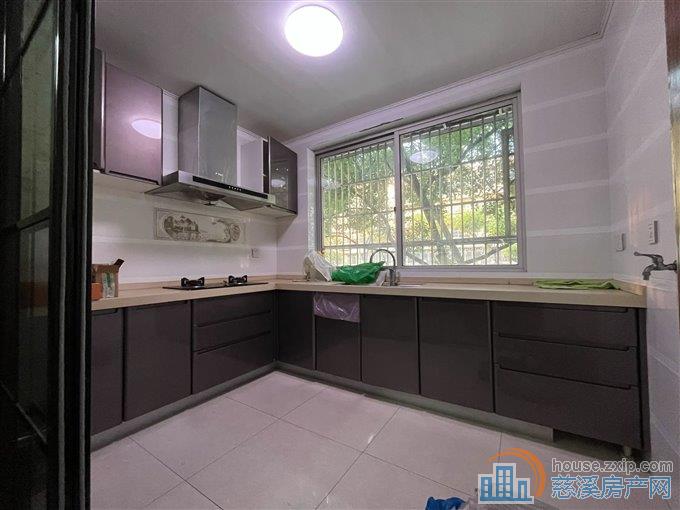 城东新村81平118.8万满五唯一