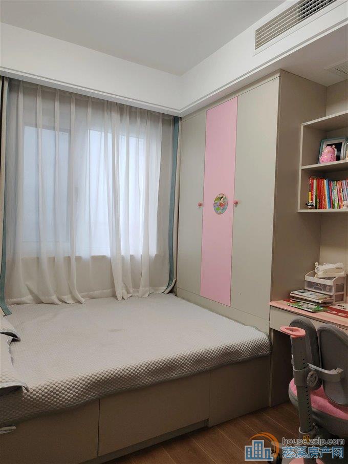 保利俯院江南北区3室2厅2卫