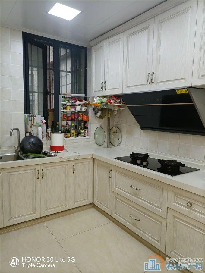 诚心出售界牌新村132平159万