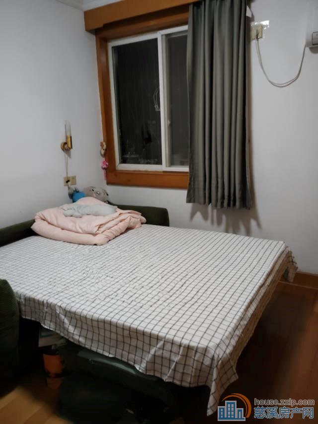 孙塘新村，独家