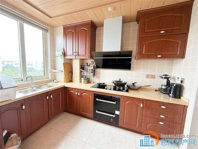 碧海星辰 精装 电梯洋房 带车位