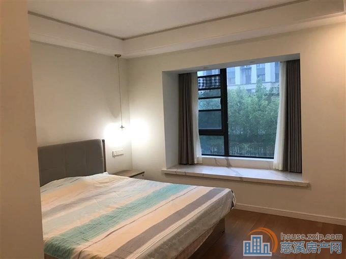 阅江府132平228万文锦书包